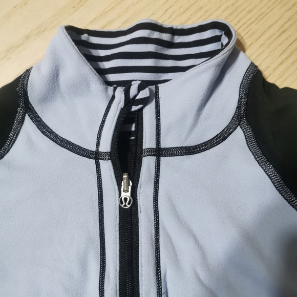 Lululemon Run: U-Turn Pullover *Reversible - Picture 7 of 16